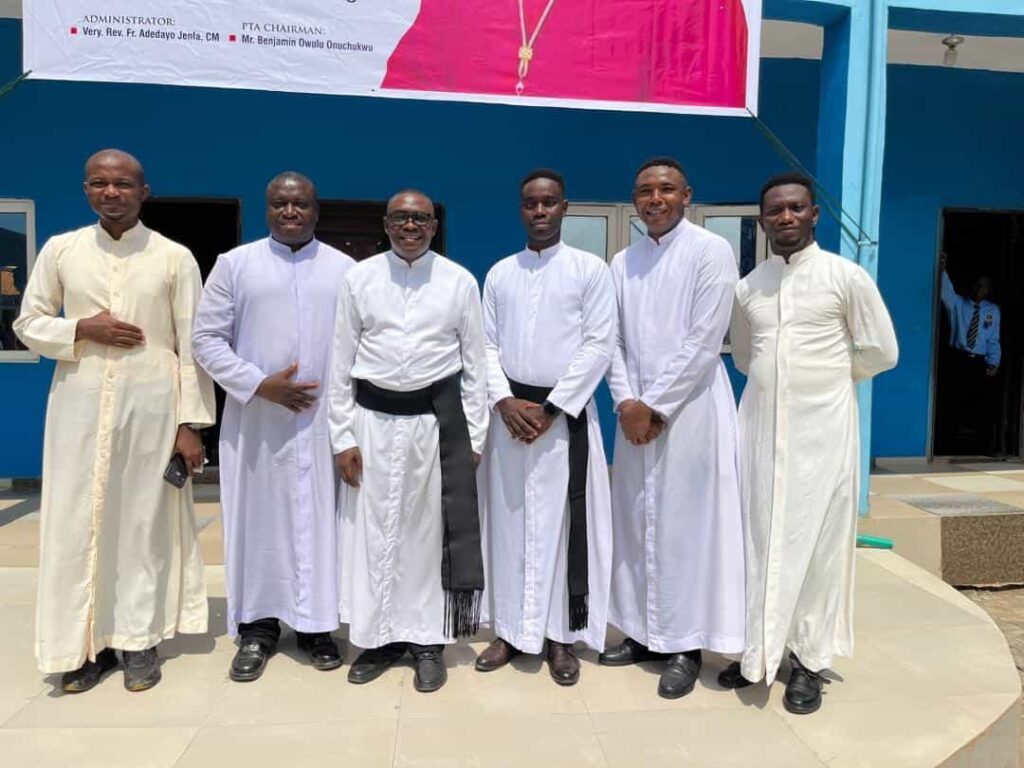 Lumen Christi College Maya